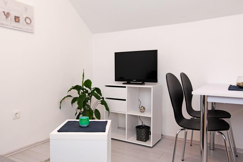 Apartments Park ヴェラ・ルカ 部屋 写真