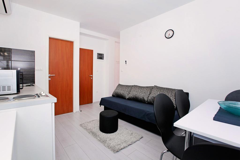 Apartments Park ヴェラ・ルカ 部屋 写真