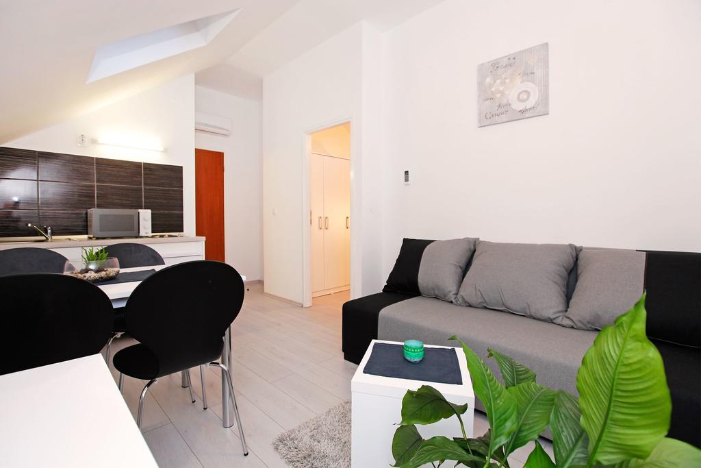 Apartments Park ヴェラ・ルカ 部屋 写真